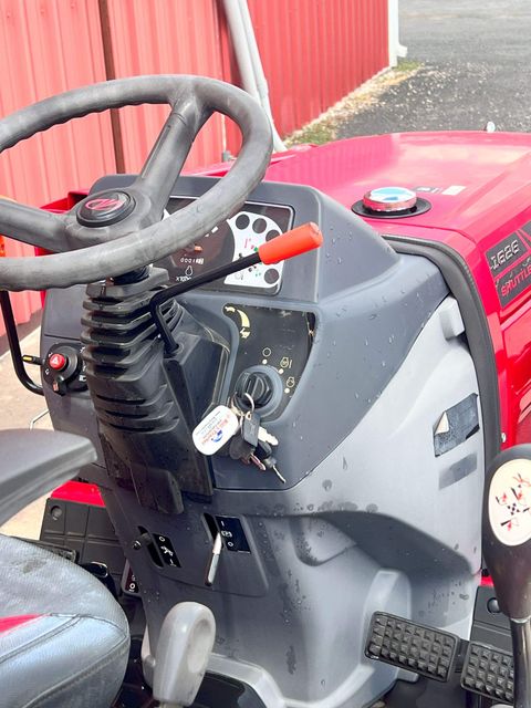 2024 MAHINDRA Wheel Tractors New 4x4 Farm Tractor Long Service Life Featuring 4WD 2WD Essential Pump Gear Engine Gearbox Bearing - Image 4