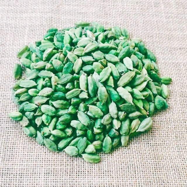 Natural Green Cardamom Pods High Strength Cardamom For Seeking Pure And Authentic Spices - Image 3