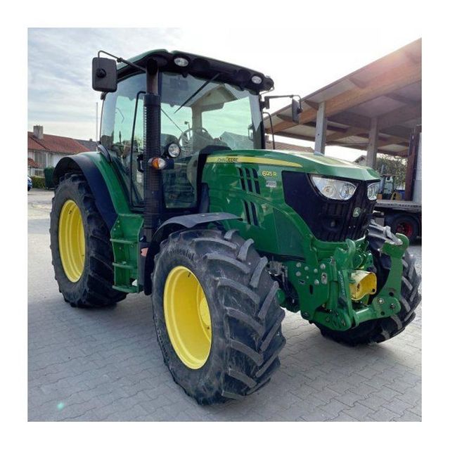 John Deere 7230R tractor for heavy agricultural operations strong diesel engine advanced features and reliable performance for large farm productivi: 3-cylinder, turbocharged diesel Engine capacity: ~2.9–3.0 litty - Image 4
