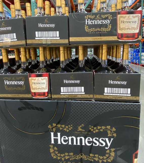Iconic French Cognac Hennessy Very Special Cognac – 1.75L ,40% ABV READY SUPPLY Hennessy Cognac - Image 3