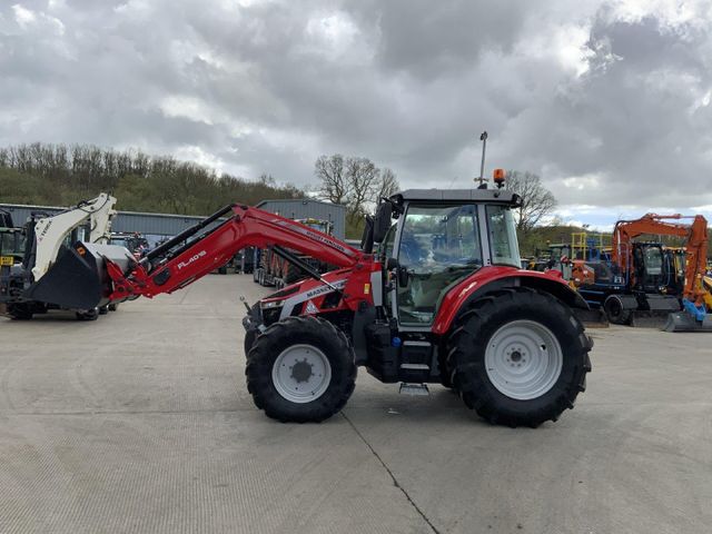 Massey Ferguson 5S.125 Tractor (ST26374) - Image 3