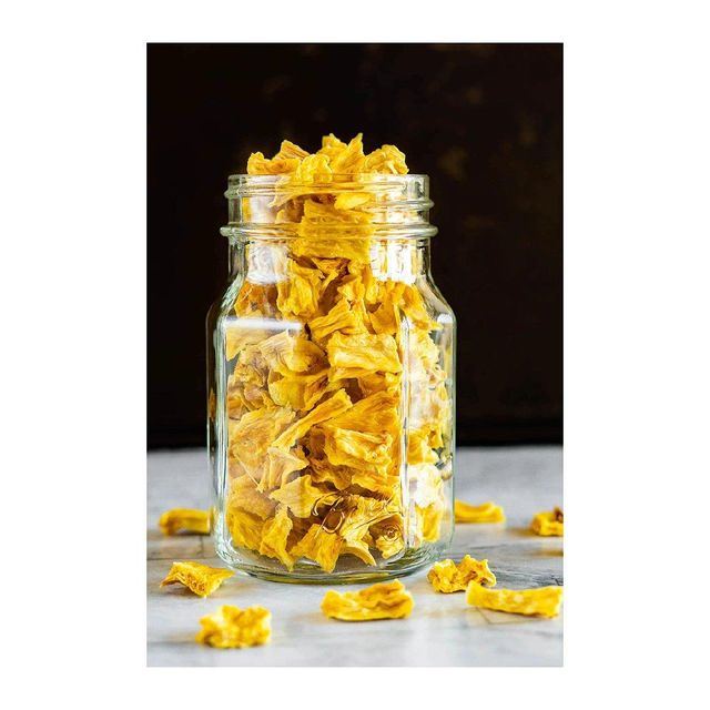 Premium dried pineapple arranged for export grade trade and large volume purchase - Image 4