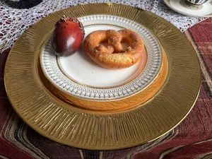 Elegant Round/Square Gilded Embossed Pattern Decorative Tableware with Wholesale Price - Image 6