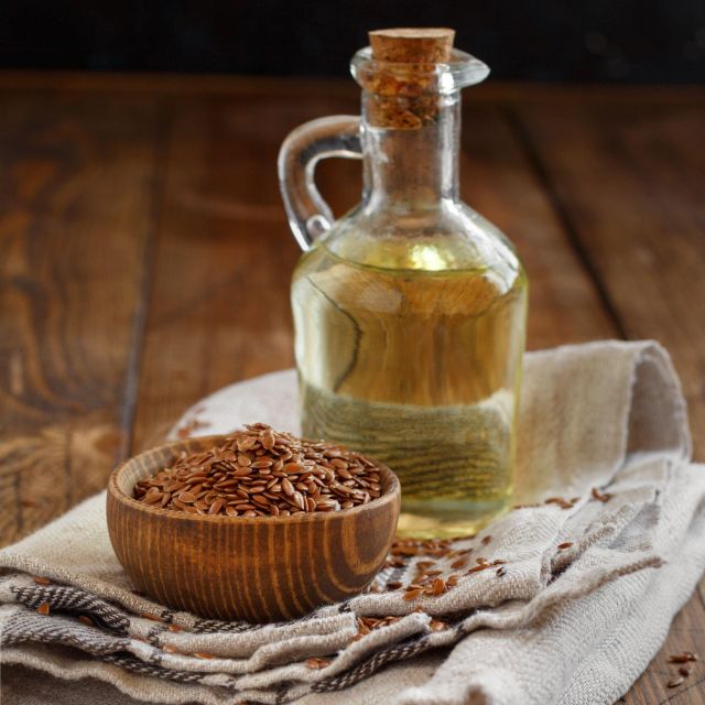 Bulk Cold Pressed Flaxseed Oil Food Grade Natural Pure Edible Oil Rich in Vitamin E Suitable for Cooking Dietary Supplements and Skincare - Image 4