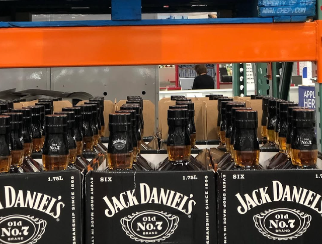 Best TENNESSEE WHISKEY | Jack Daniel’s Old No. 7 , 1.75L TENNESSEE WHISKEY On Sale - Image 2
