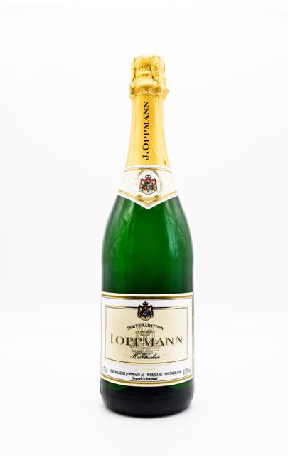 White Wine - Image 1