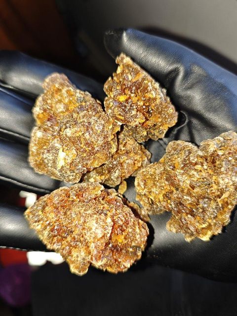 Myrrh Resin Commiphora Myrrha 2025 Harvest - Image 3