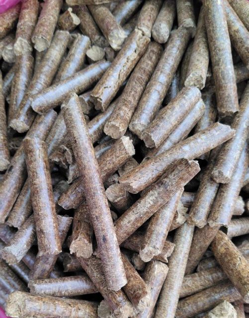 Wholesale Premium Quality Natural Wood Pellets 100% Enplus A1 Certified Spruce Fir Pine 690 Density CA Heating System - Image 4