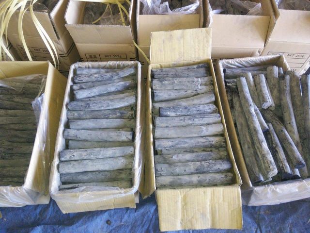 Charcoal Oak and Mangrove White Lump Wood Charcoal - BBQ Grill Charcoal From Vietnam - Image 3