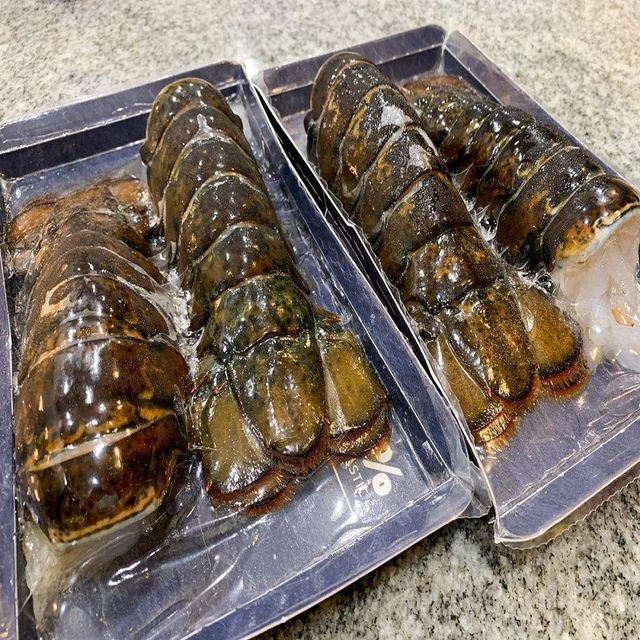 Whole Frozen Raw Lobster and Tails Premium Grade Of Product Quality Export Manufacture Market best quality - Image 2