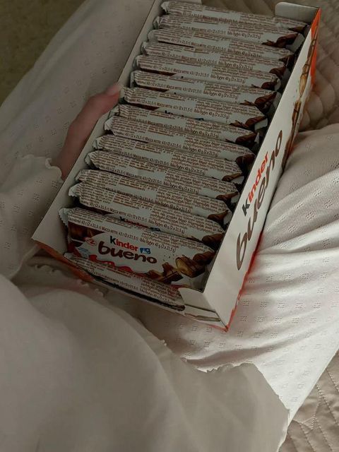 Fast Delivery Wholesale Kinder Bueno Chocolate Nutella Inspired Sweet Snack with Rich Hazelnut Flavor B - Image 3