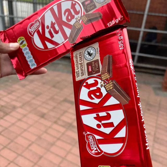 KitKats Milk Chocolate and 4 Finger Dark Chocolate Premium Quality Buy Online with Fast Delivery - Image 4