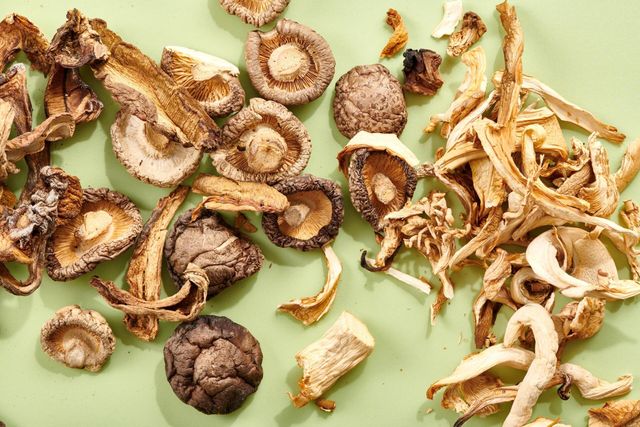 Natural Dried Mushrooms Selected For Excellent Flavor And Texture Perfect For Restaurants Home Kitchens Foodservice - Image 3