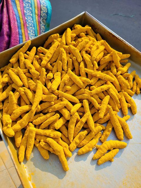 Double Polished Turmeric Finger – product photo 2, product detail gallery