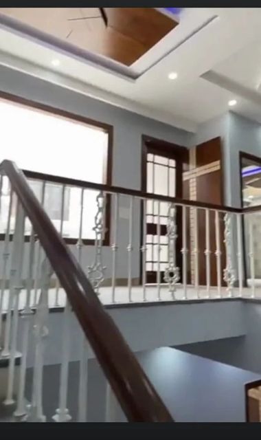 Wrought Iron Balcony Railing, For Home Design Bar Position Balcony Material Wrought iron Usage/Application Home Color As per - Image 3
