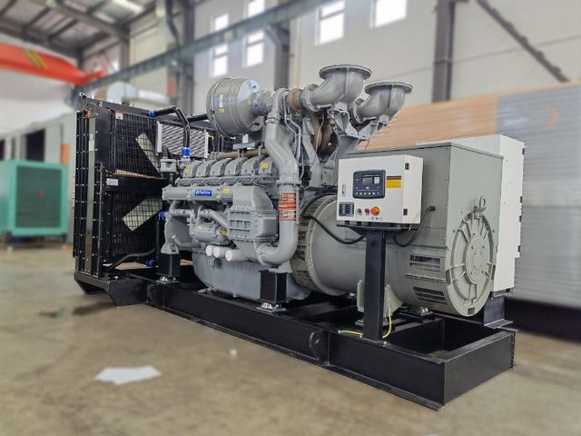 Enerzip P2000D5 2000 kVA / 1600 kW Diesel Generator with Perkins 4016TAG2A and Stamford PI734F - Image 3