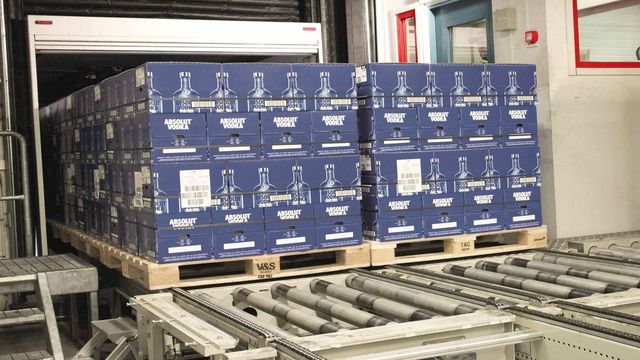 Buy Absolut Vodka – Premium Swedish Vodka from reliable suppliy - Image 3