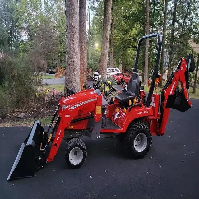 Premium Quality Massey Ferguson GC1723EB Wholesale Trade - Image 2