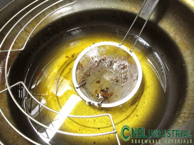 High Quality Used Cooking Oil ,Used Vegetable Cooking Oil (UCO) - Image 1