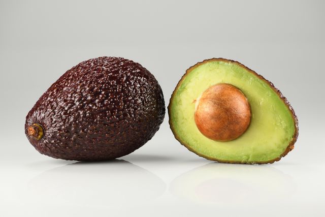 Fresh Avocado Direct From Farms Fresh Avocado Sweet And Soft Fresh Avocado For Cooking And Snacks - Image 5