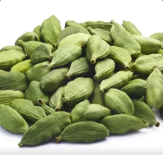 TOP QUAULITY GREEN CARDAMOM AT AFORDABLE PRICE. PLEASE WHATSAPP +255787979235/+255795279787 - Image 3