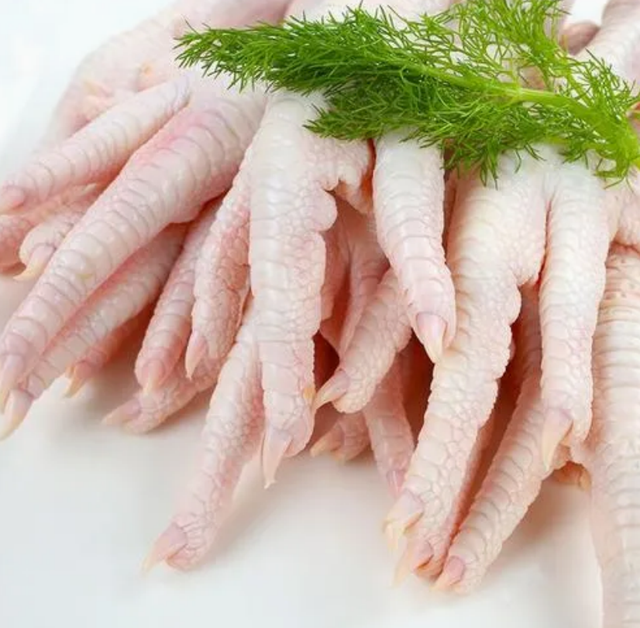 Chicken Feet Special Quality and Wholesale Price Chicken - Image 2