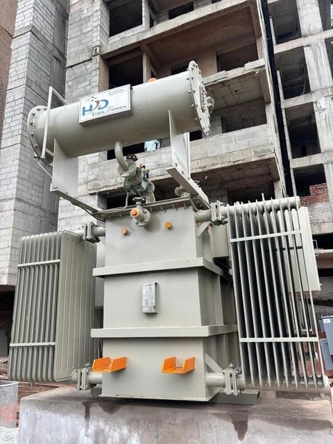 Oil-Cooled Distribution Transformer Voltage Handling Capability Higher Voltages Cooling Medium Mineral Oil Or Other Insulating - Image 1