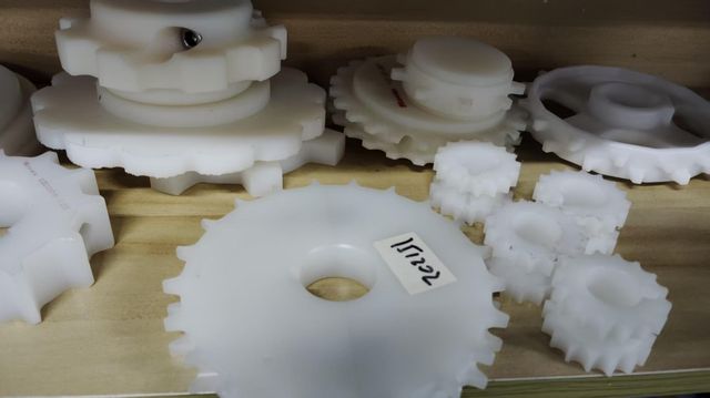 Industrial Machinery & Equipment - Image 4