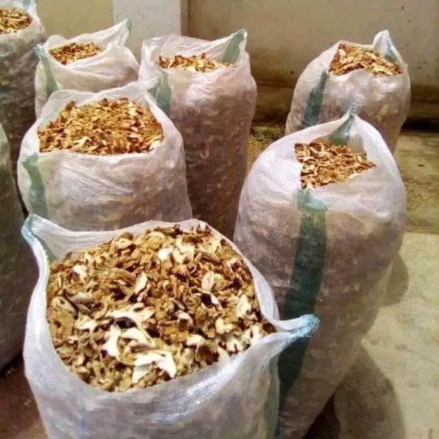 Dry Ginger - Image 1