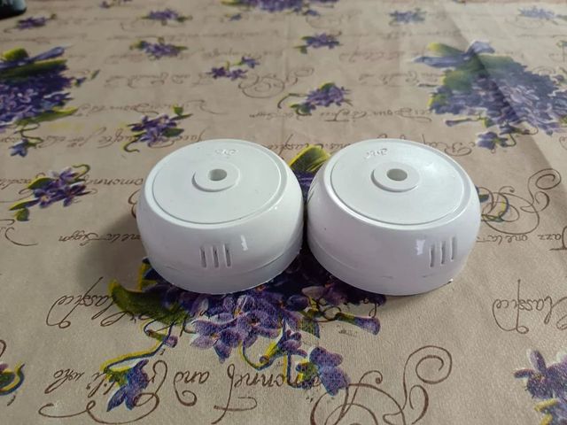 Plastic White PVC Ceiling Rose Color White Finish Neat Current Rating 6A Circuit Type 1 Way Number of Module 1 Module Wiring Security Secure - Image 3