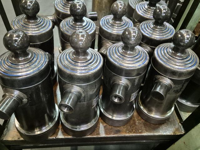 TELESCOPIC CYLINDERS - Image 1
