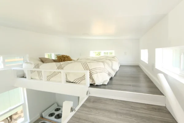 9 x 24 New Tiny Home on Wheels full kitchen bath & master bedroom bottom floor - Image 3