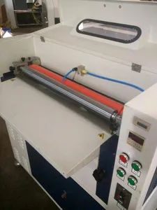King -Size UV Coating Machine - Image 5
