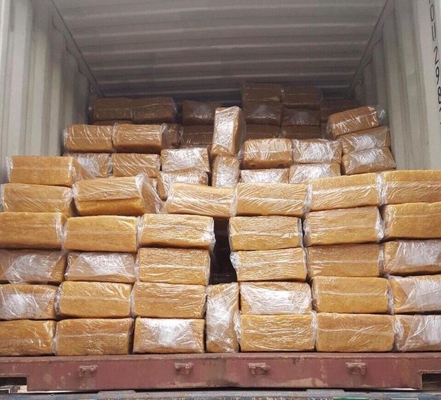 Cup Lump Rubber And SMR3L Rubber Drc Content 70 - 72% Rubber Form Cup Lump Packaging Details 35kg bale in Wooden Pallet Available Types Smr3l, Smr10, Smr20, Scrap Smr - Image 5