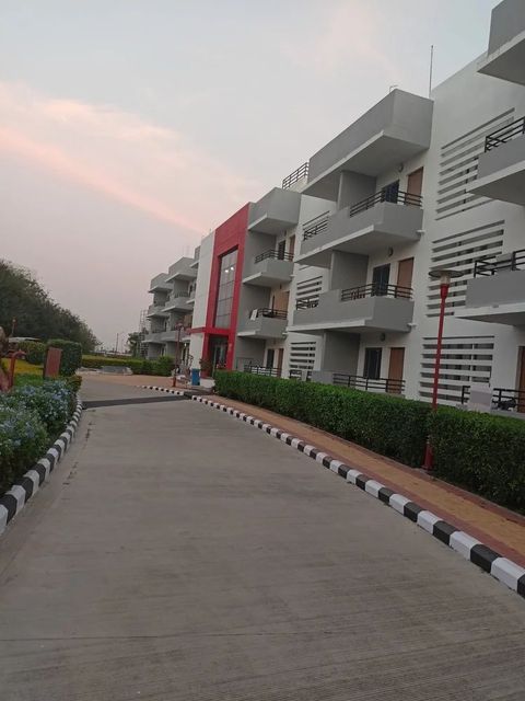 Building Exterior Wall Painting Service Service Location Pan India Payment Mode Offline/Online Service Type Building Exterior Wall Painting - Image 1