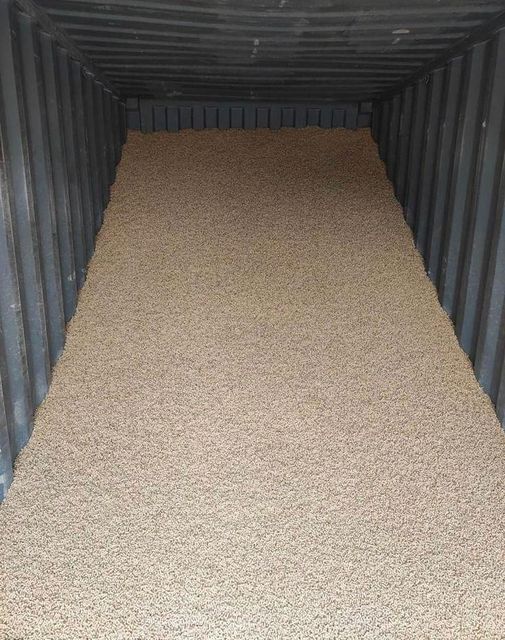 High Quality Wood Pellets Delivering Powerful Heating Performance With Low Moisture Levels - Image 3