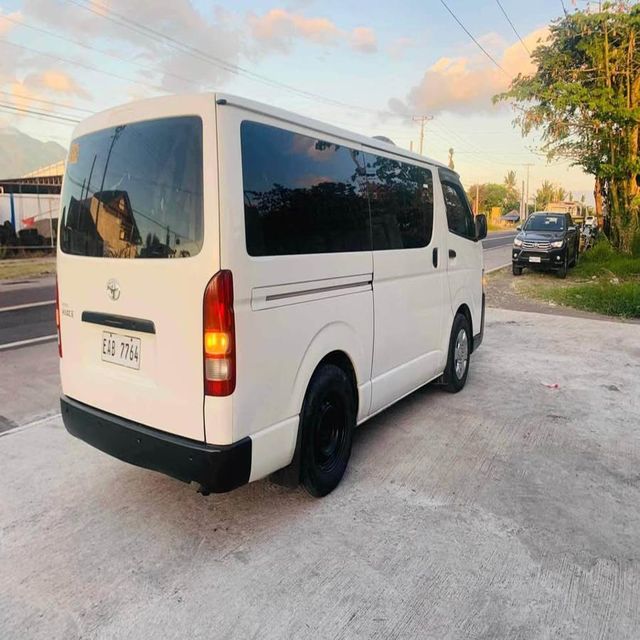 Reliable Toyota Hiace Excellent Quality Wholesale Price Long Lasting Durability Passenger Transport Excellence - Image 2