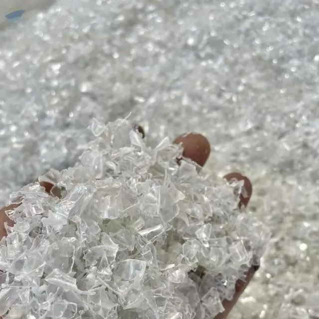 Pet Polyester Bottle Flakes To Bottle - Image 1