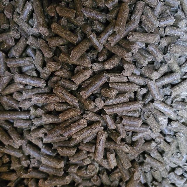 Wood Pellets for Sale Clean and Efficient Fuel for Heating Stoves with Low Emissions and High Performance - Image 3
