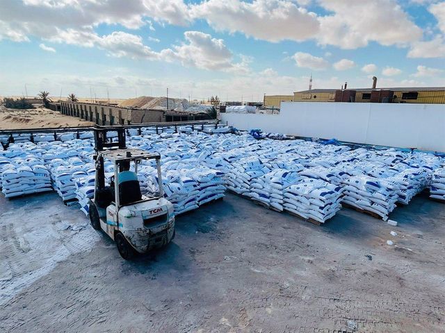 Benir Industrial Salt, Refined, Raw Crushed free Flowing | table salt without iodine - Image 3