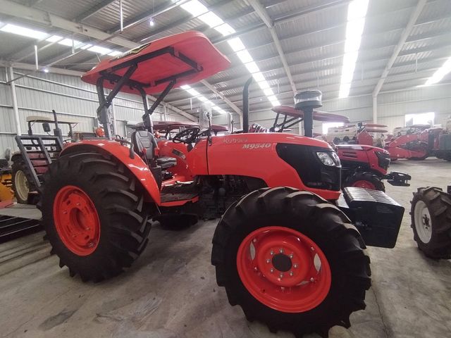 Quality Strong Kubota Tractor M9540 85HP 4WD Wheel Farm Tractor with Gear Drive Engine Pump Gearbox Motor Agricultural - Image 2