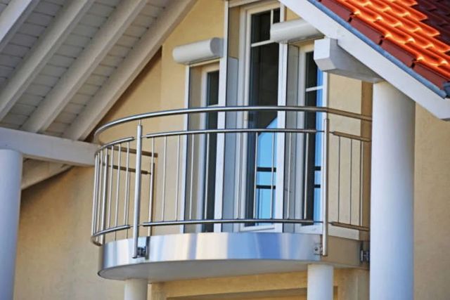 SS Designs Balcony Railings, For Home Material SS Position Balcony Color As per Need Mounting Type Balcony Usage/Application - Image 2
