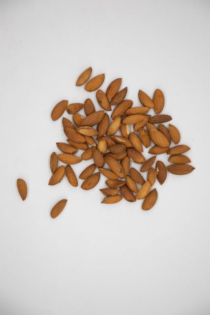 Healthy snack top grade organic almond kernels shelled almonds nuts in bulk from Uzbekistan manufacturer 100% natural - Image 4