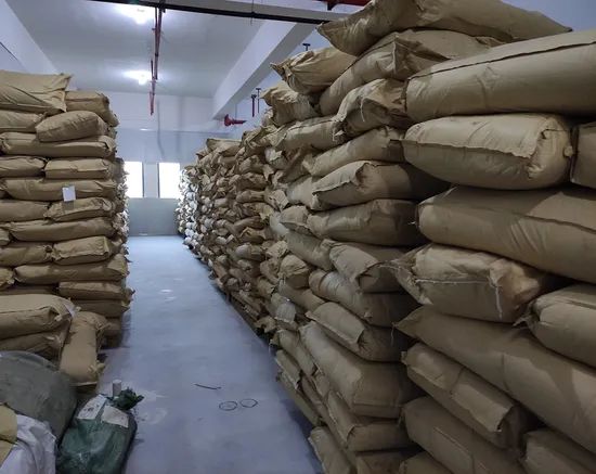 Scrap Gelatin Net for Adhesive Use Adhesive Origin China Smell Neutral Color Colorful Material Natrue EINECS 232-554-6 Morphology Scraps - Image 5