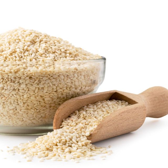 Organic Black & Pure White Sesame Seeds Wholesale Natural Raw Whole Grain with Rich Flavor Hulled Sesame Seeds - Image 3