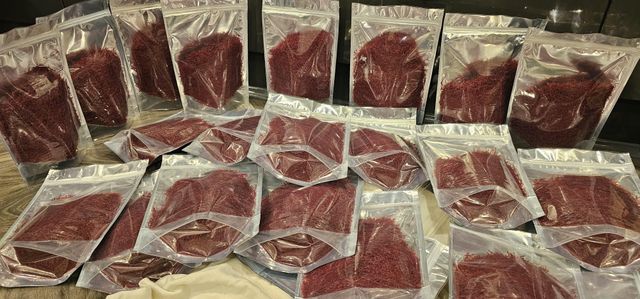 Premium Grade A Saffron – product photo 3, product detail gallery