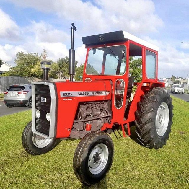 Reliable Massey Ferguson 285 Tractor 4WD Agricultural Machinery For Tough Farming Conditions And High Performance - Image 2