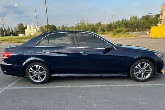 2014 Mercedes-Benz E250 BlueTEC Sport - Image 4