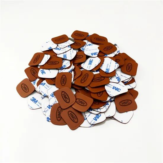 Customized PVC Leather Label with Metal Logos Size 4cm*9cm Origin China Gender Unisex Model NO. 9203 Style Velcro-on Age Group - Image 4