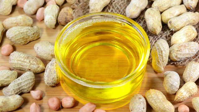 Pure Refined Peanut Oil With Mild Flavor Clear Appearance And Smooth Cooking Performance - Image 5